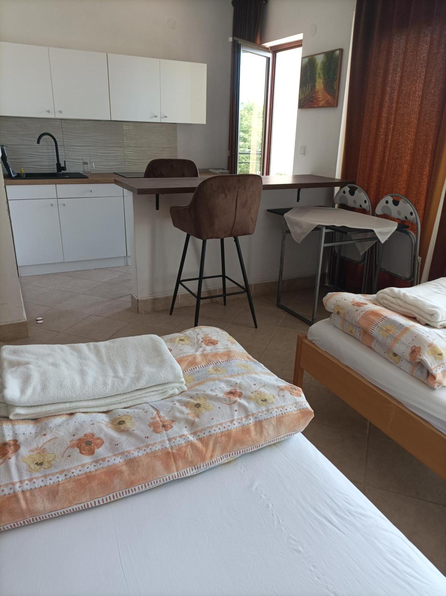 Apartament & Hegic